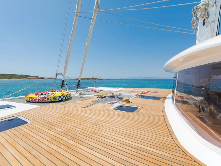 Yacht charter Trget - Lagoon Lagoon 560 on SamBoat