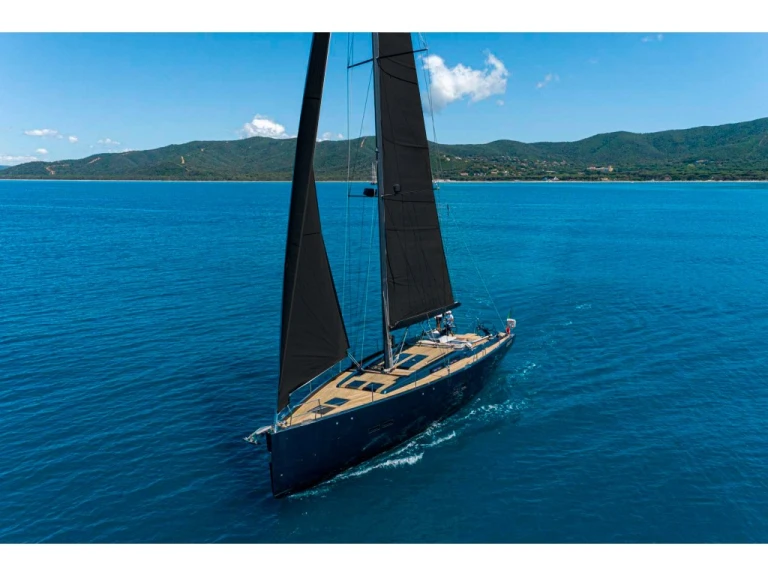 Sailboat to hire Olbia at the best price