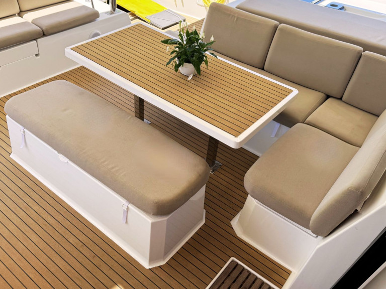 Yacht charter Palermo - Fountaine Pajot Elba 45 on SamBoat