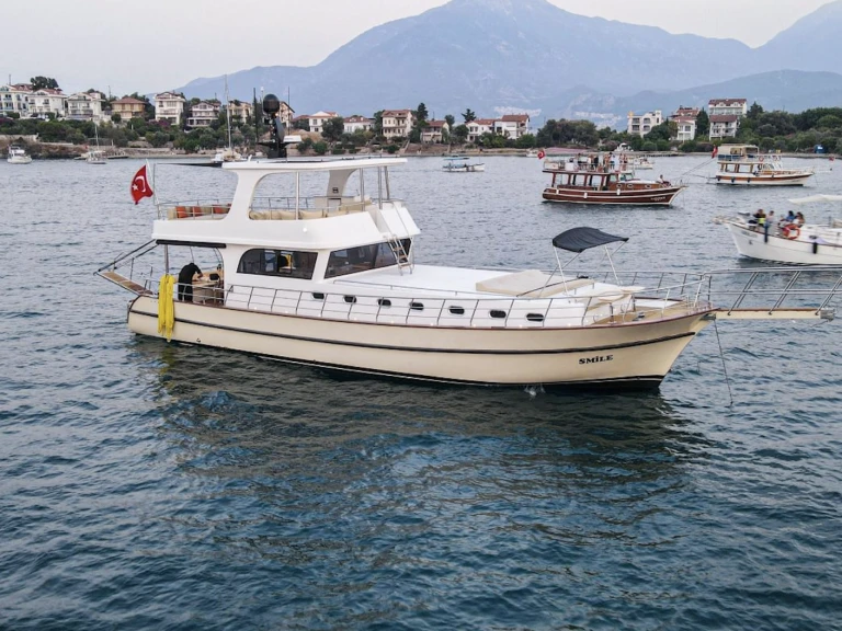 Motorboat hire in Göcek - Custom Made Gulet
