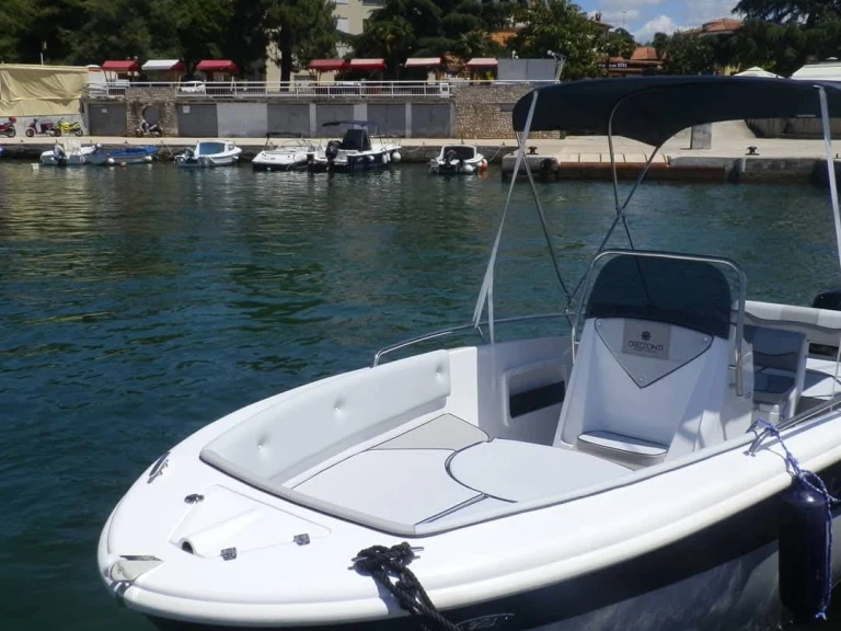 Motorboat hire in Poljica - Orizzonti calypso 21