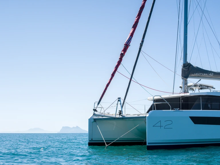 Hire Catamaran with or without skipper Leopard Puerto Sotogrande