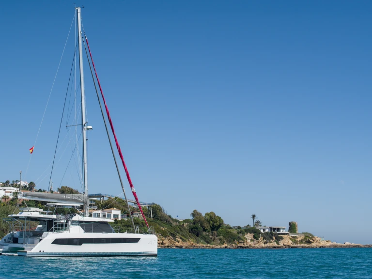 Hire Catamaran Leopard with a boat licence