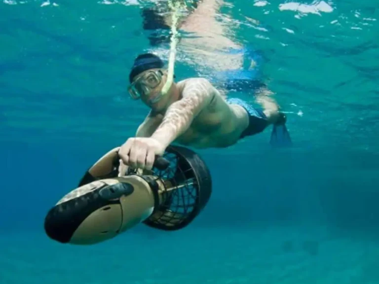 Hire a Edel Edel Cat 33 Le Cap d'Agde