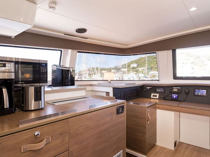 Hire a Catana Bali 4.8 Tortola