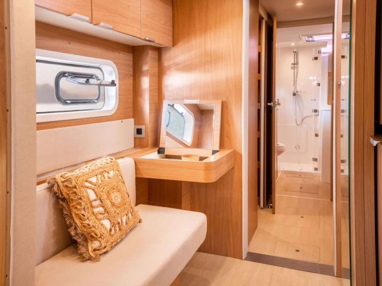 Hire Catamaran Bali with a boat licence