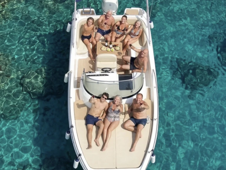 Yacht hire Portals Nous cheap Saver 750 Cabin 