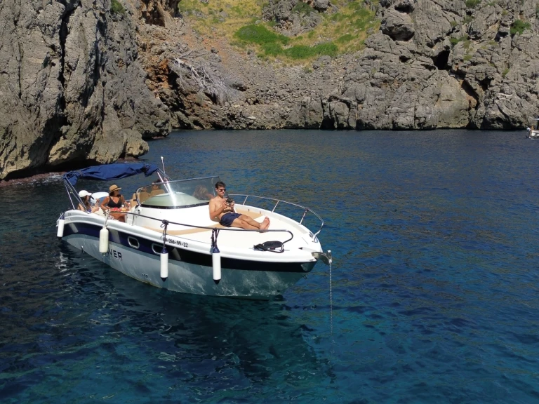 Motorboat to hire Portals Nous at the best price