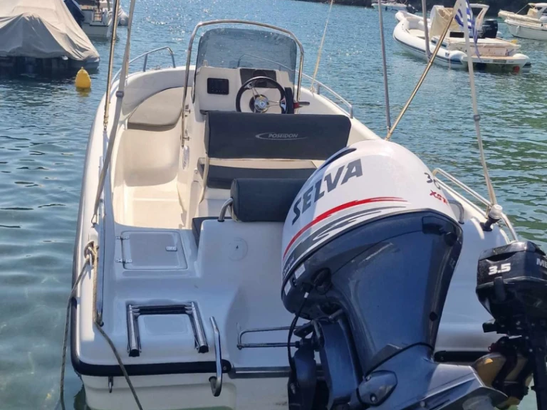 Hire a Poseidon BLU WATER 185 Laganas