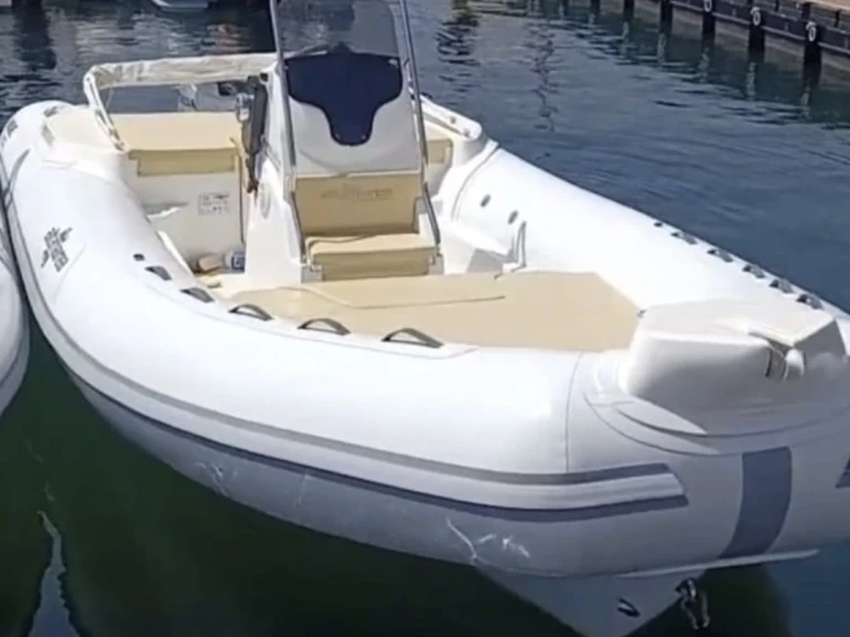 Yacht hire Favignana cheap Wave 20