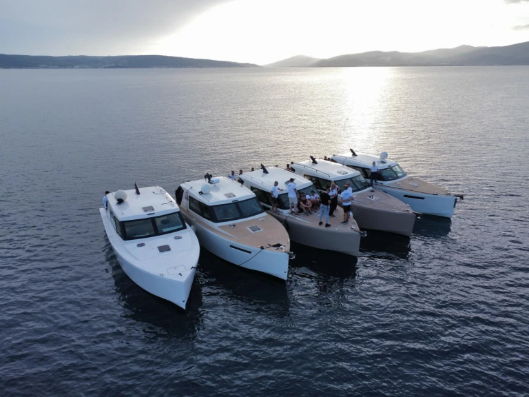 Yacht hire Split cheap Aliskaf 37