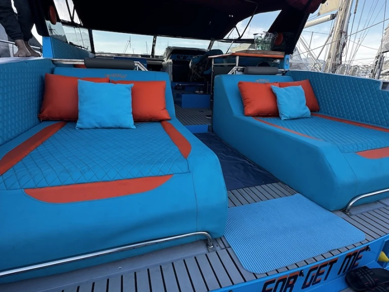 Charter a Ferretti Altura 47 in Marbella on Samboat