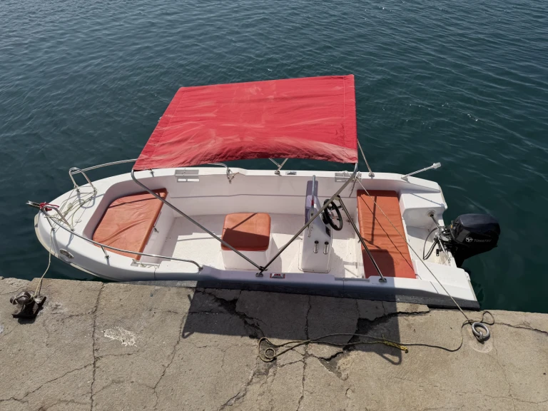 Hire a Prusa Marine Prusa 450 Marseille