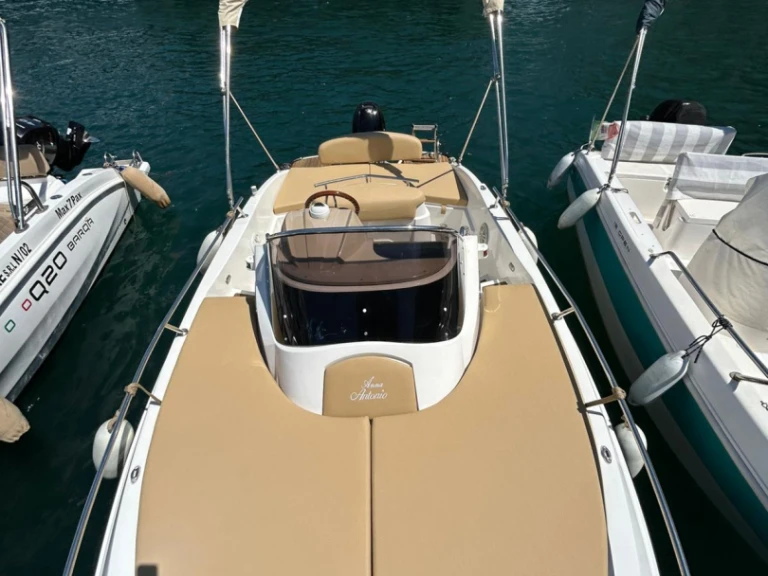 Hire Motorboat with or without skipper Romar Sorrento