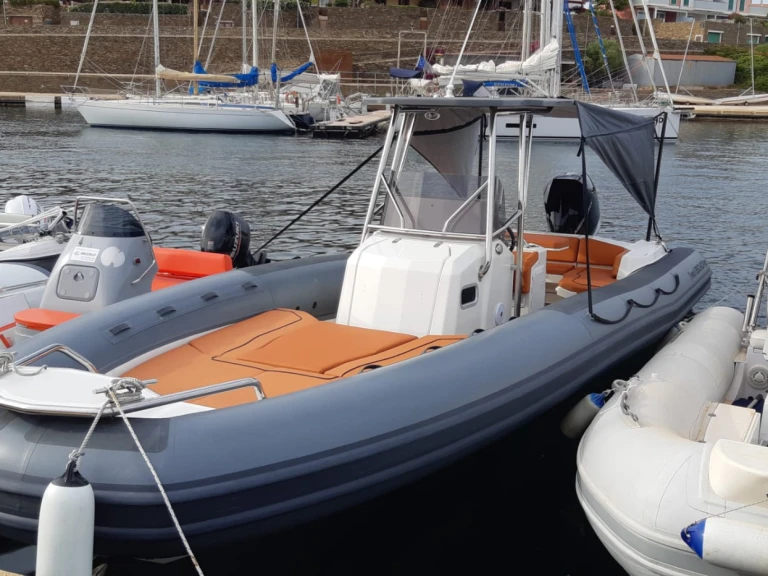 Charter a Marlin Boat Marlin Boat 850 HD PRO  in Porto di Stintino on Samboat
