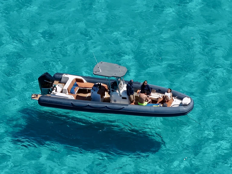 RIB to hire Porto di Stintino at the best price