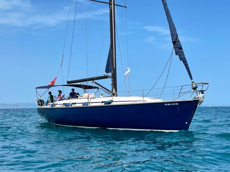 Charter a Bavaria Bavaria 49 in Barcelona on Samboat