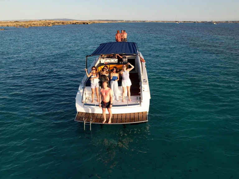 Hire a  Cherokee 50 Ibiza Town