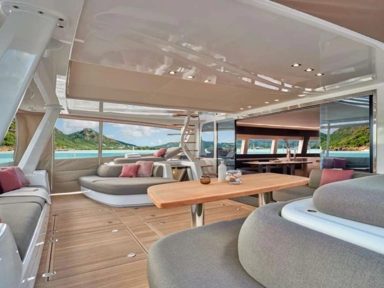 Hire a Lagoon ODYSSEY Bahamas