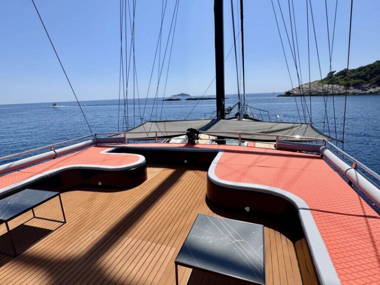 Luxury Yacht hire in Split - Custom STELLA MARIS