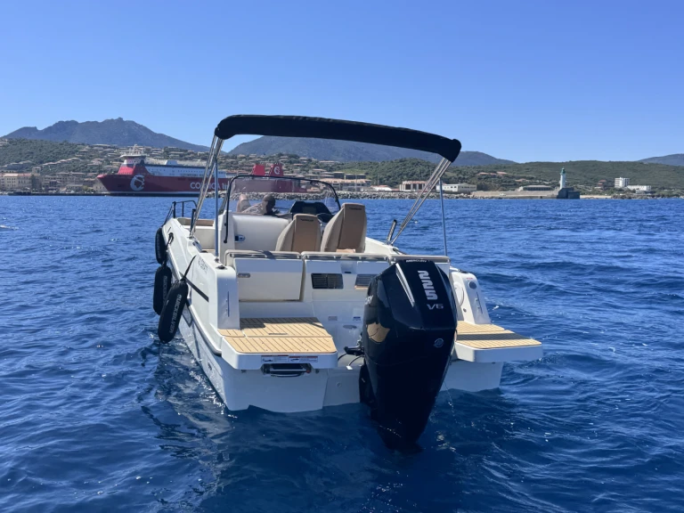 Motorboat to hire Propriano at the best price