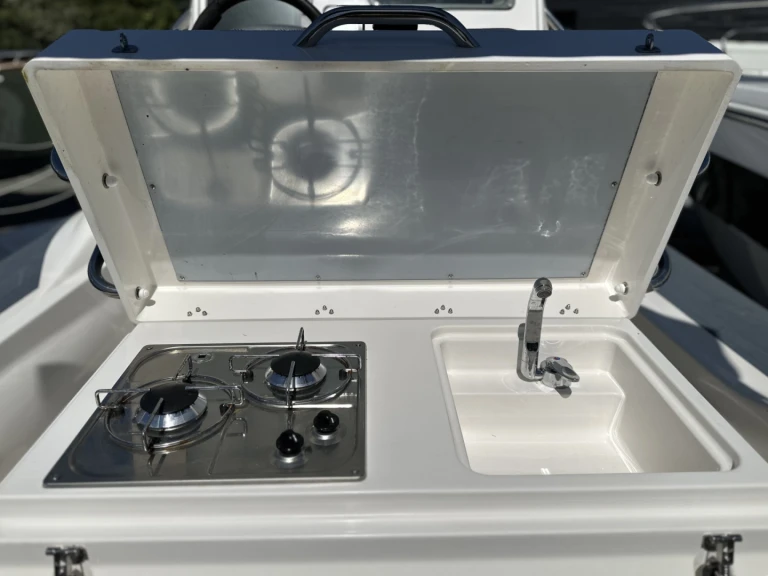 RIB to hire La Flotte at the best price
