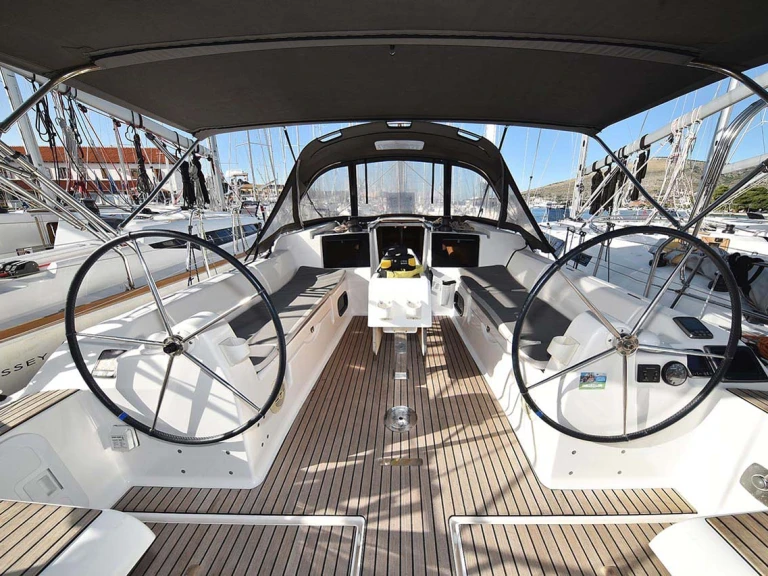 Yacht hire Pula cheap Dufour 382 Grand Large