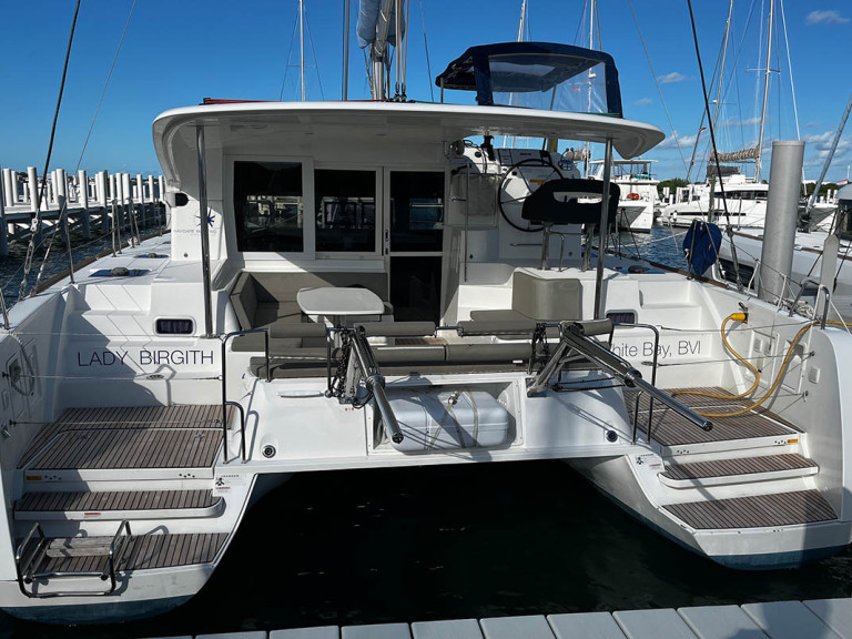 Yacht hire Road Town cheap Lagoon 40