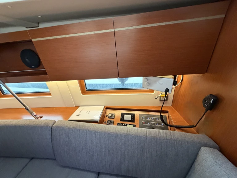 Hire Sailboat with or without skipper Bénéteau Piraeus