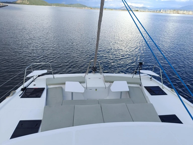 Charter a Bali Bali Catspace Voile in Nydri on Samboat