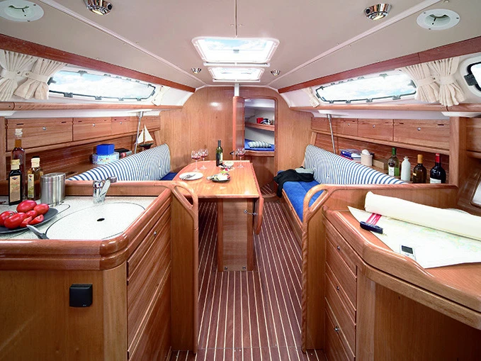 Sailboat hire in Tribunj - Bavaria Bavaria 39 Cruiser