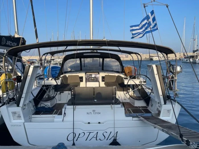 Sailboat hire in Rhodes (City) - Dufour Dufour 470