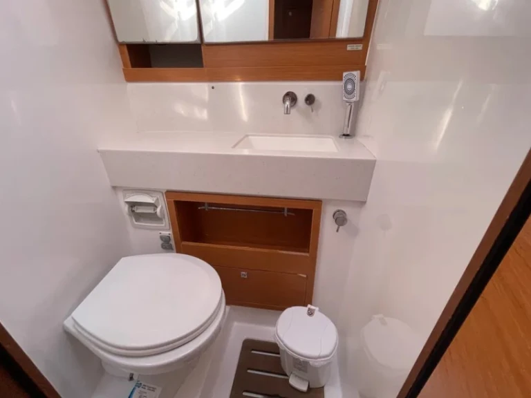 Hire a Dufour Dufour 470 Rhodes (City)
