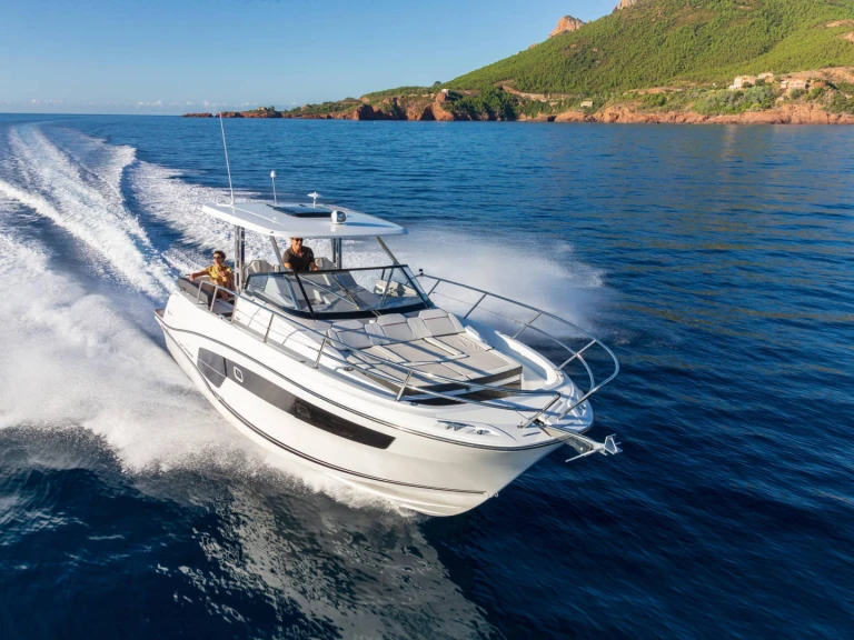 Motorboat hire in Palma de Mallorca - Jeanneau Cap Camarat 10.5 WA