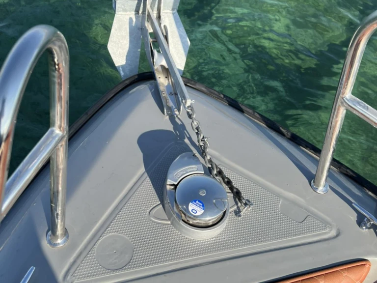 Charter a ISATEK TEKNE COBRA 495 in Athens Marina on Samboat