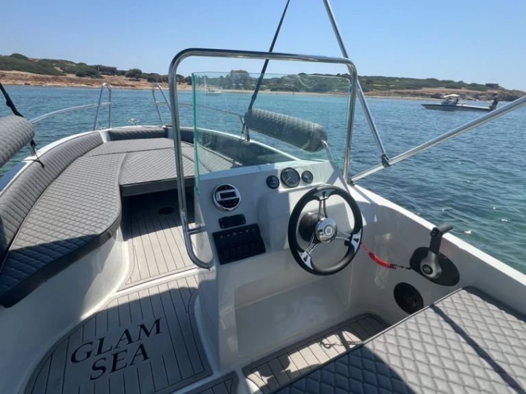 Yacht hire Glyfada cheap COBRA 495