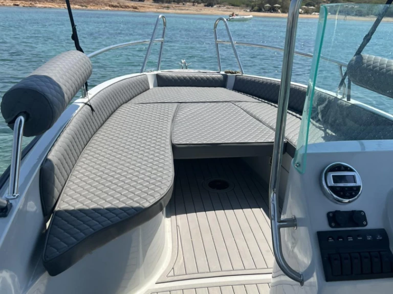 Motorboat hire in Glyfada - ISATEK TEKNE COBRA 495