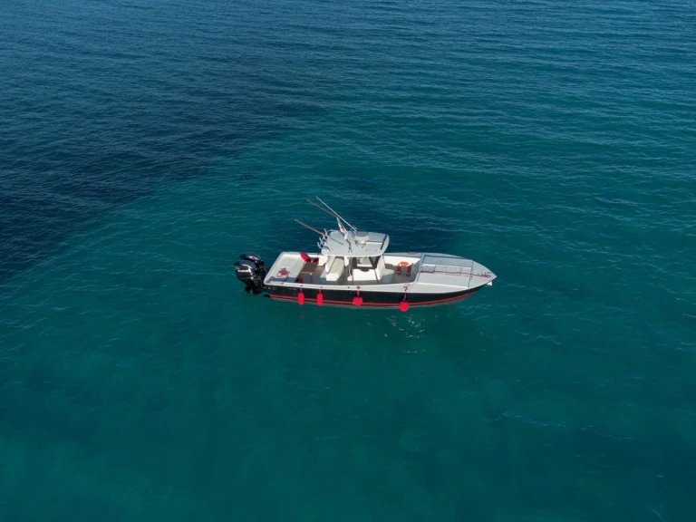 Motorboat hire in Marina di Portisco - Allcustom All custom