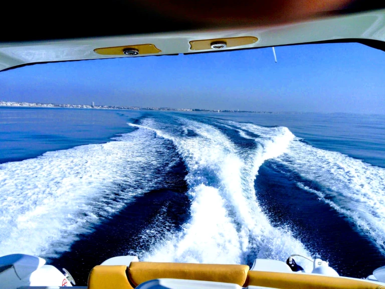 Hire Motorboat with or without skipper Sessa Marine Salou