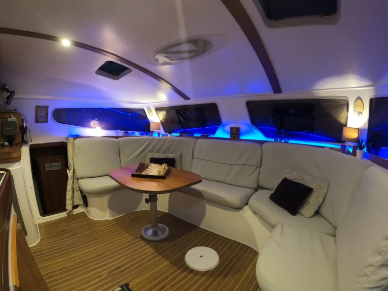 Hire Catamaran with or without skipper Nautitech Uturoa
