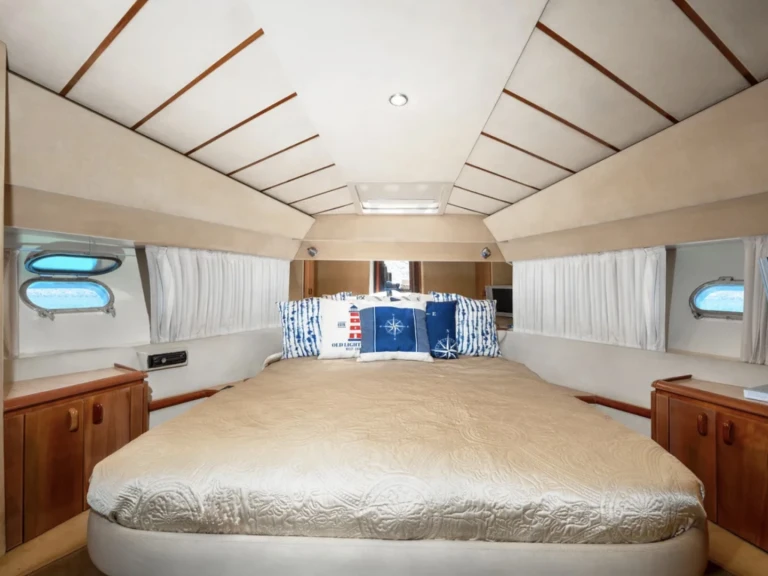 Yacht charter Mykonos (City) - Ferretti Ferretti 480 on SamBoat