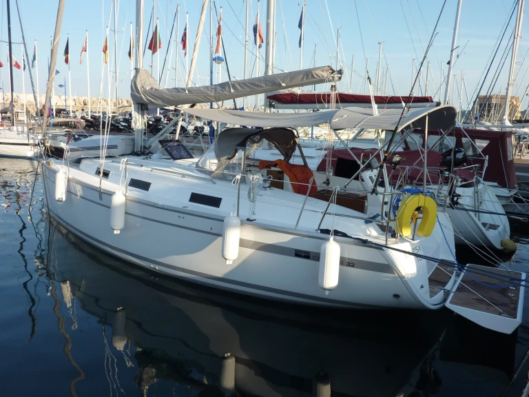 Hire Sailboat with or without skipper Bavaria Bormes-les-Mimosas