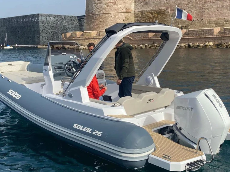 Charter a Salpa Salpa Soleil 26 in Bandol on Samboat