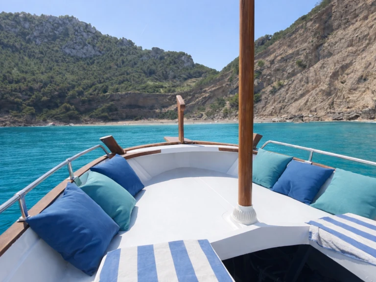 Corcho III charter bareboat or skippered in  Port d'Alcudia