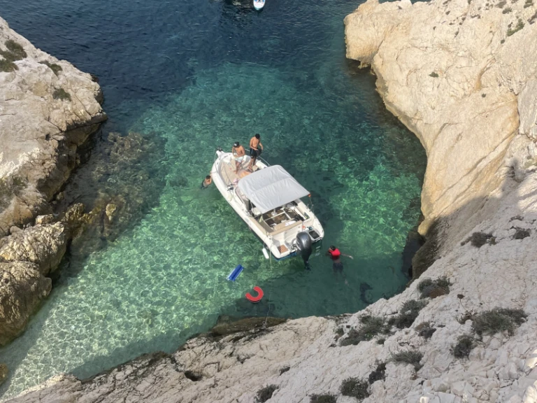 Yacht hire France cheap Pacific Craft 650 WA