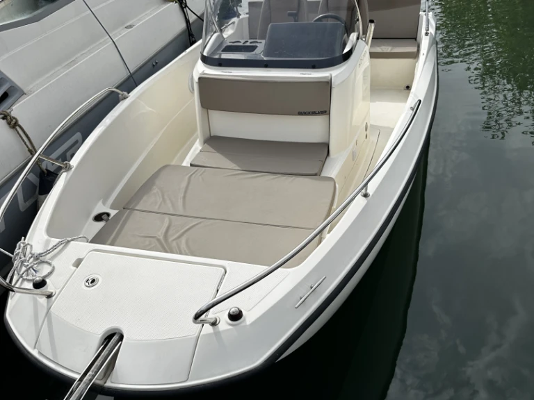 Hire Motorboat with or without skipper Quicksilver Marseille