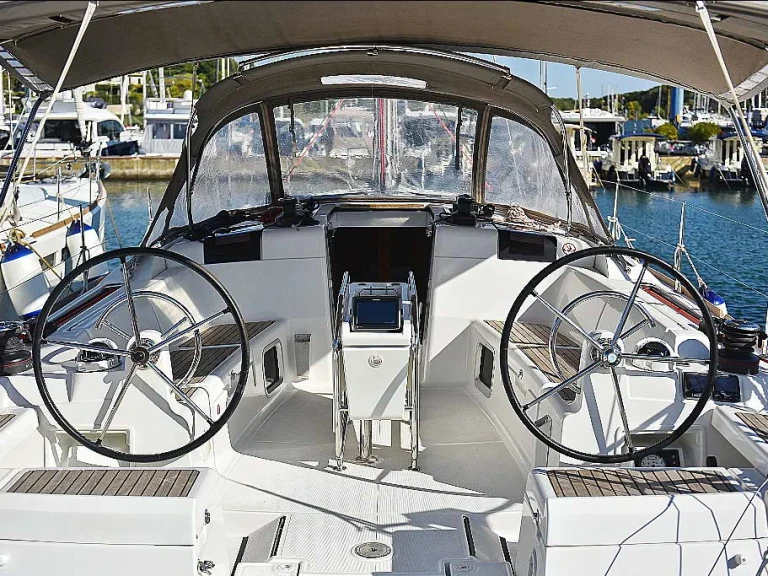 Sailboat to hire Kos at the best price