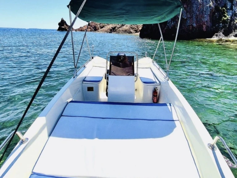 Motorboat to hire Cannes at the best price