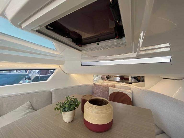 Jeanneau Cap Camarat 9.0 WA charter bareboat or skippered in  Marina de Palamós