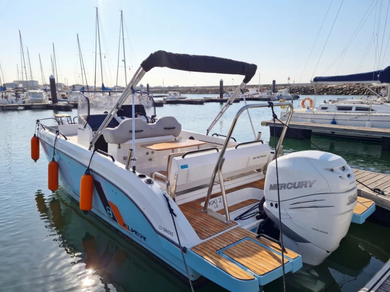 Yacht charter Les Sables-d'Olonne - Bénéteau Flyer 8 SPACEdeck on SamBoat